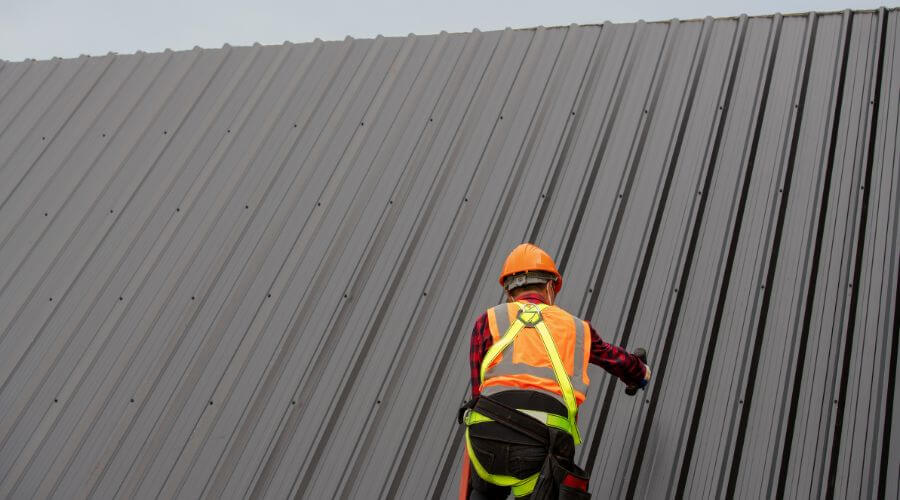 Professional metal roof installation services in Annapolis, CA